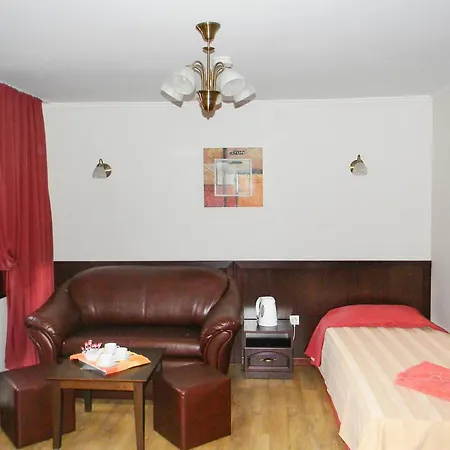 House Diona Pensión